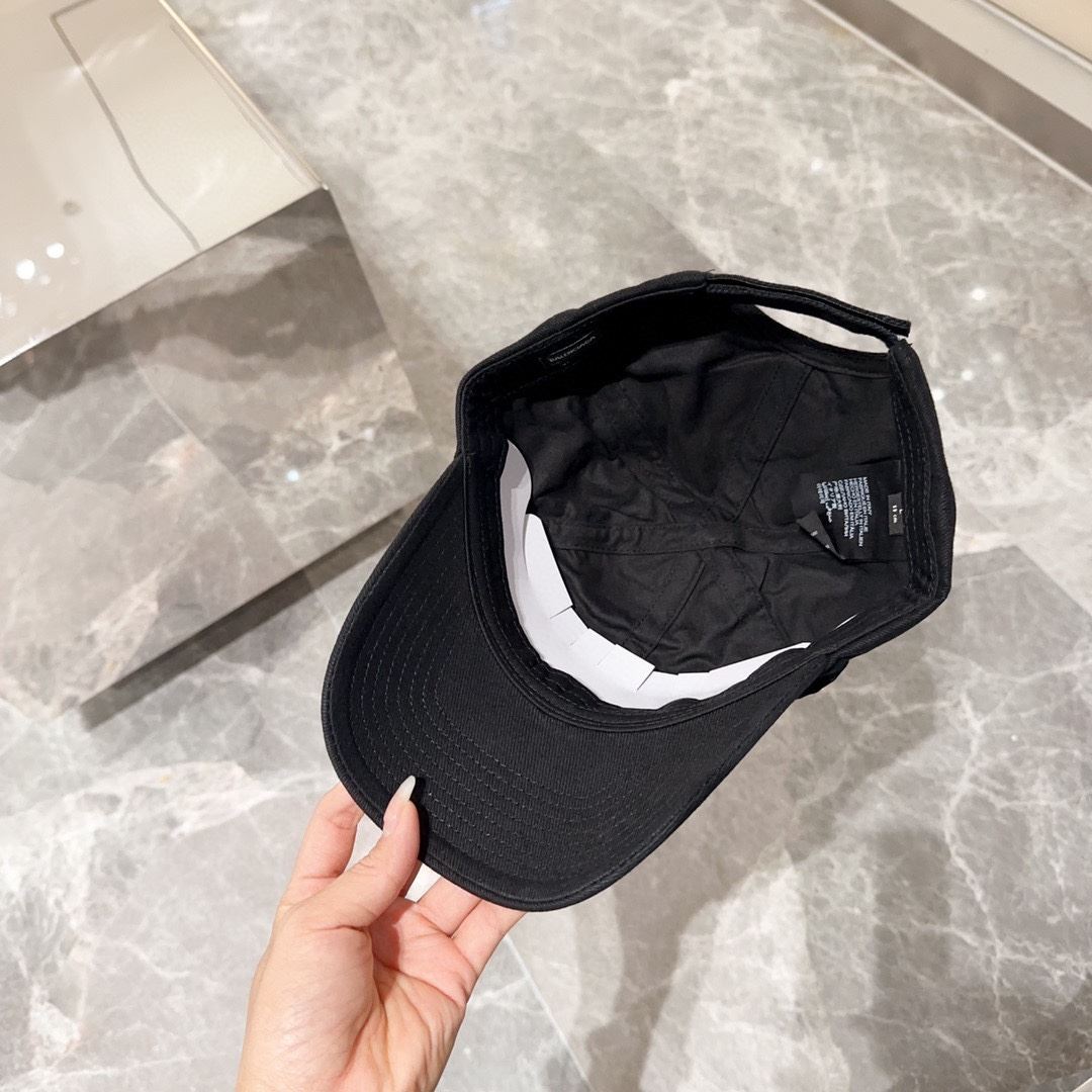 Balenciaga Caps